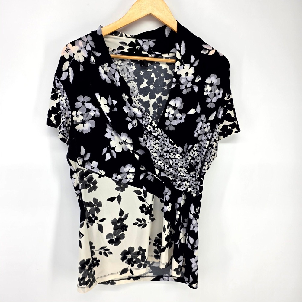 DKNY Surplice Top Womens XL Black White Floral Wrap V-Neck Short Sleeve Blouse